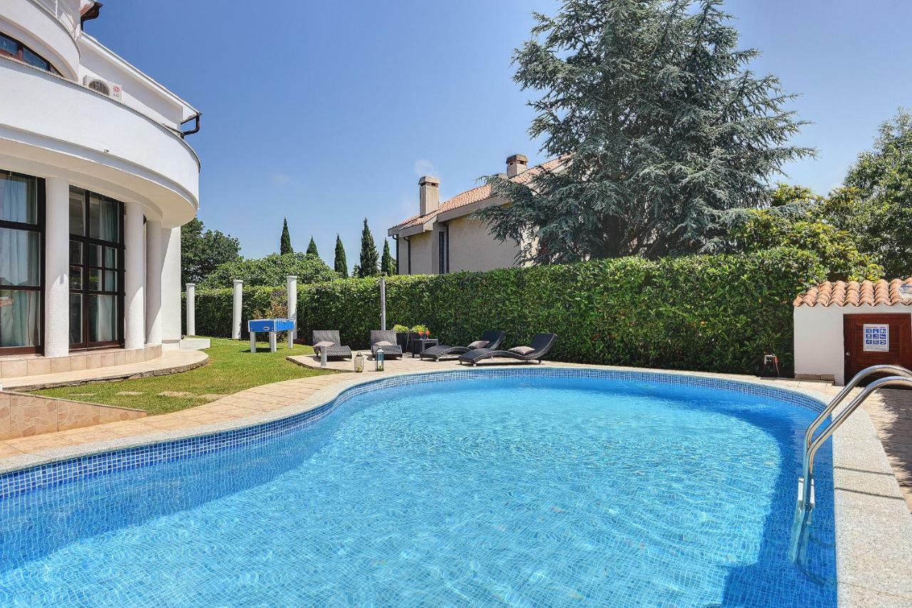 Villa Mutila Медулин Екстериор снимка